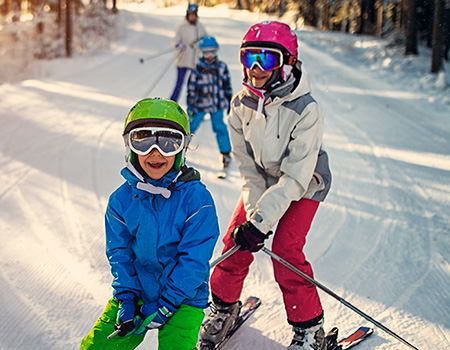 family-skiing
