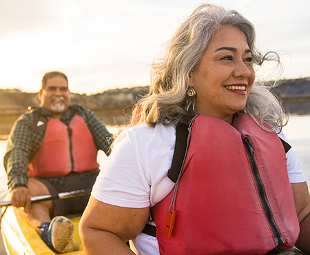 man-and-woman-in-canoe-mobile